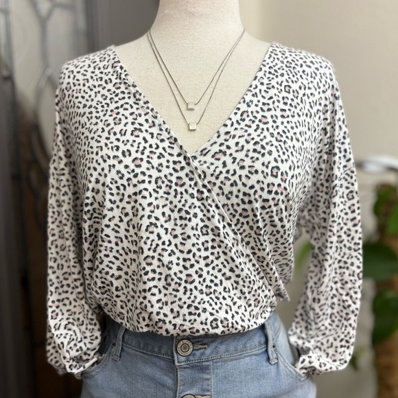 Heavenly by Victoria’s Secret Leopard Print Ultra Soft Modal Faux Wrap Crop Top - Picture 1 of 7